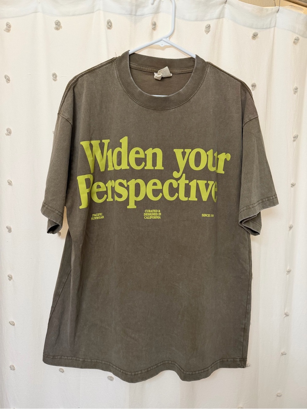 PACSUN Widen Your Perspective Short-Sleeve Graphic Tee - Olive with Yellow Print